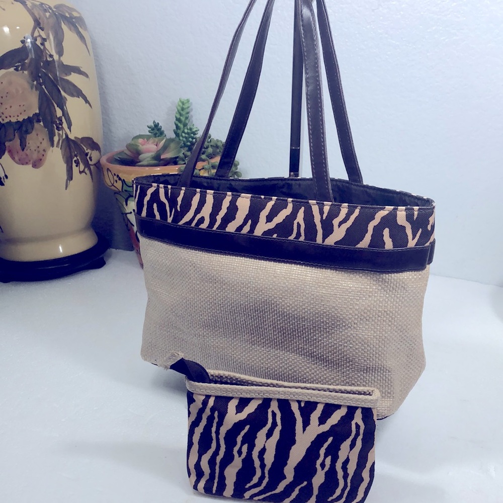 ESTEE LAUDER COSMETIC BAG 2 Pieces SET ZEBRA PRINT